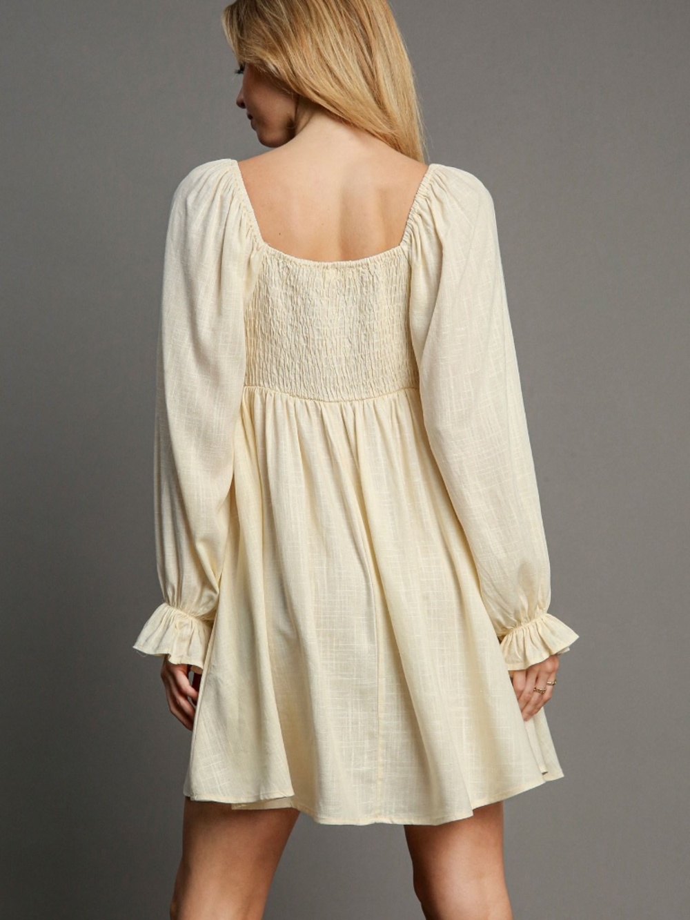Umgee NWT Linen Blend Crochet Smocked Back Mini Dress - Picture 4 of 8